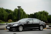 奔驰s300和300l的区别，奔驰s350和s300外观有什么区别?？