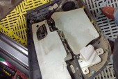 起亚k2双闪开关费用，起亚k2锁车双闪灯不亮