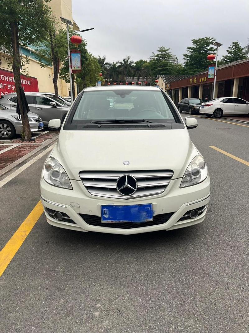 奔驰b20011款多少钱？奔驰b20012年款？  第6张