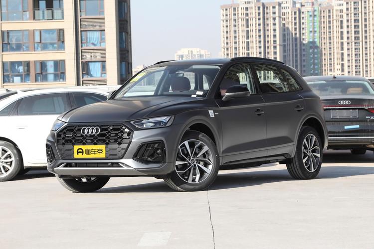 奥迪q5一年二手车多少钱？奥迪q5l开了一年多二手车费用？  第4张