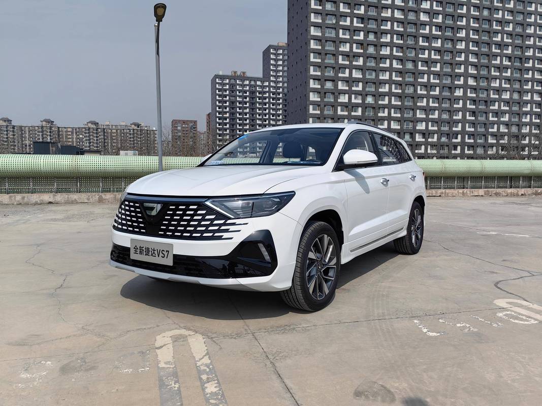 二手捷达vs7车费用？二手捷达vs7怎么样值得买吗？  第7张