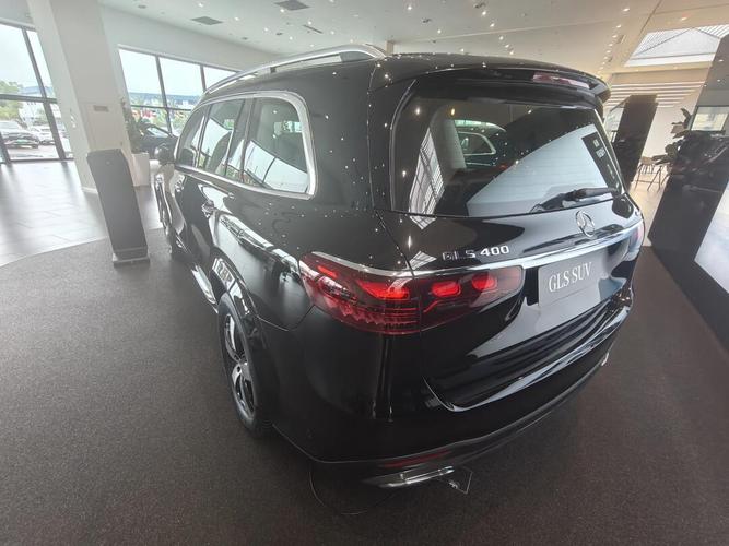 gls300奔驰费用，gls300奔驰费用多少  第3张