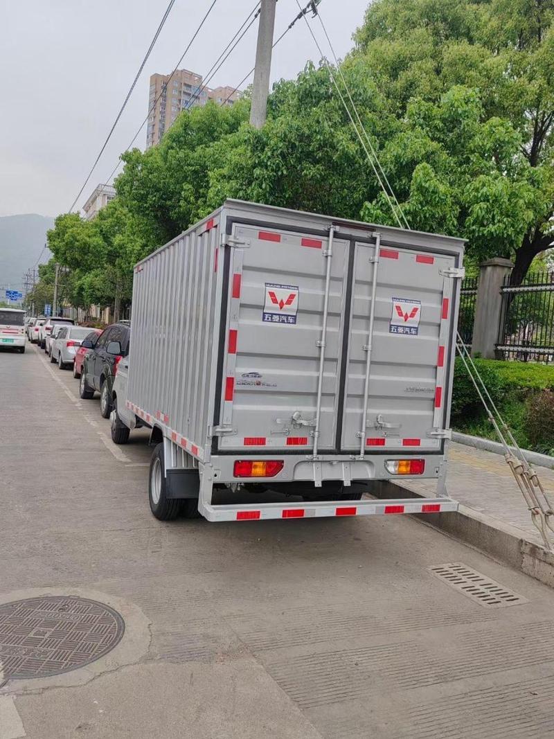 东风小霸王厢式货车几年年审一次，东风小霸王厢货怎么样  第5张