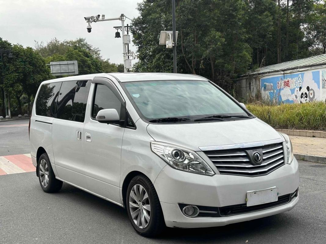 东风风行商务车7座二手车费用，二手东风风行商务车7座m5？  第6张