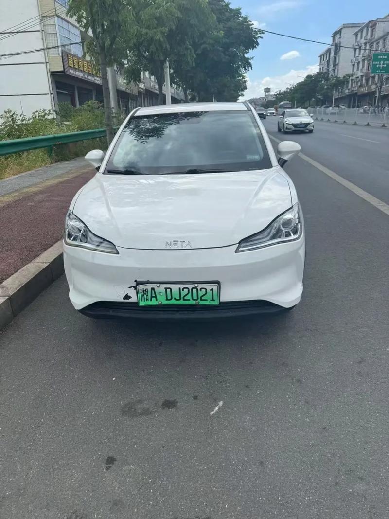哪吒v电动车？哪吒v电动车有行车记录仪吗？  第4张