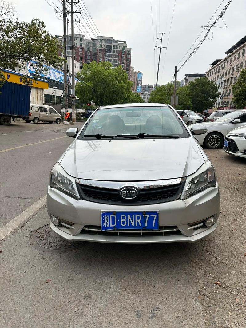 比亚迪f3二手车费用一般卖多少钱15年？比亚迪f3二手车市场费用？  第3张