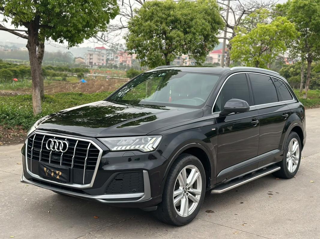 奥迪q7是豪华车吗，奥迪q7是大型suv吗  第3张