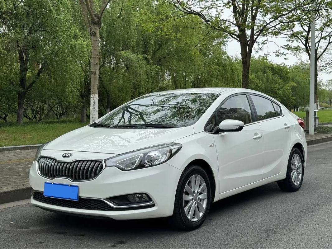 起亚k3六万多就能买到？起亚k3低配裸车6万5吗？  第2张