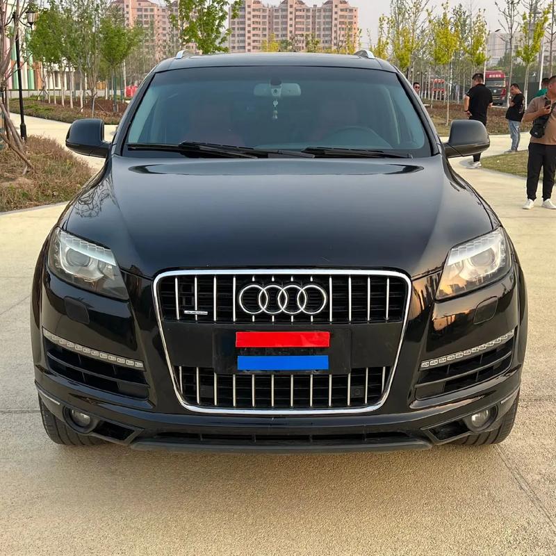 二手奥迪q7买哪一年的合适？二手奥迪q7能卖多少钱？  第5张