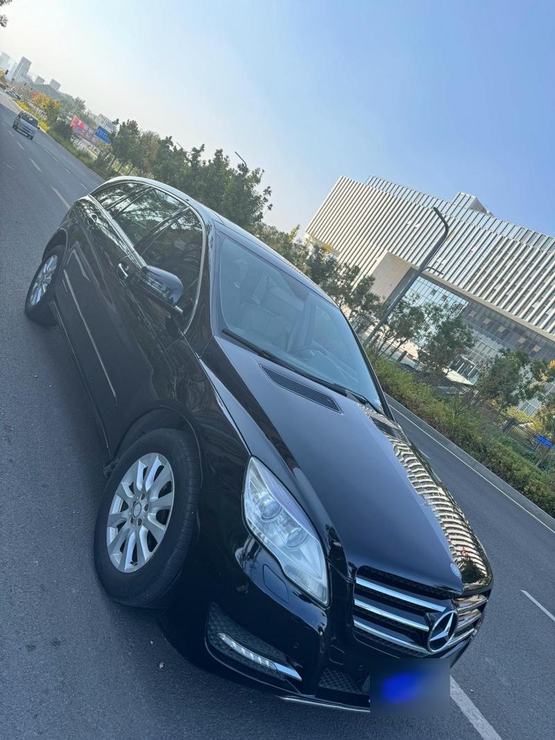 二手2015款奔驰r350费用？二手车奔驰r350？  第2张