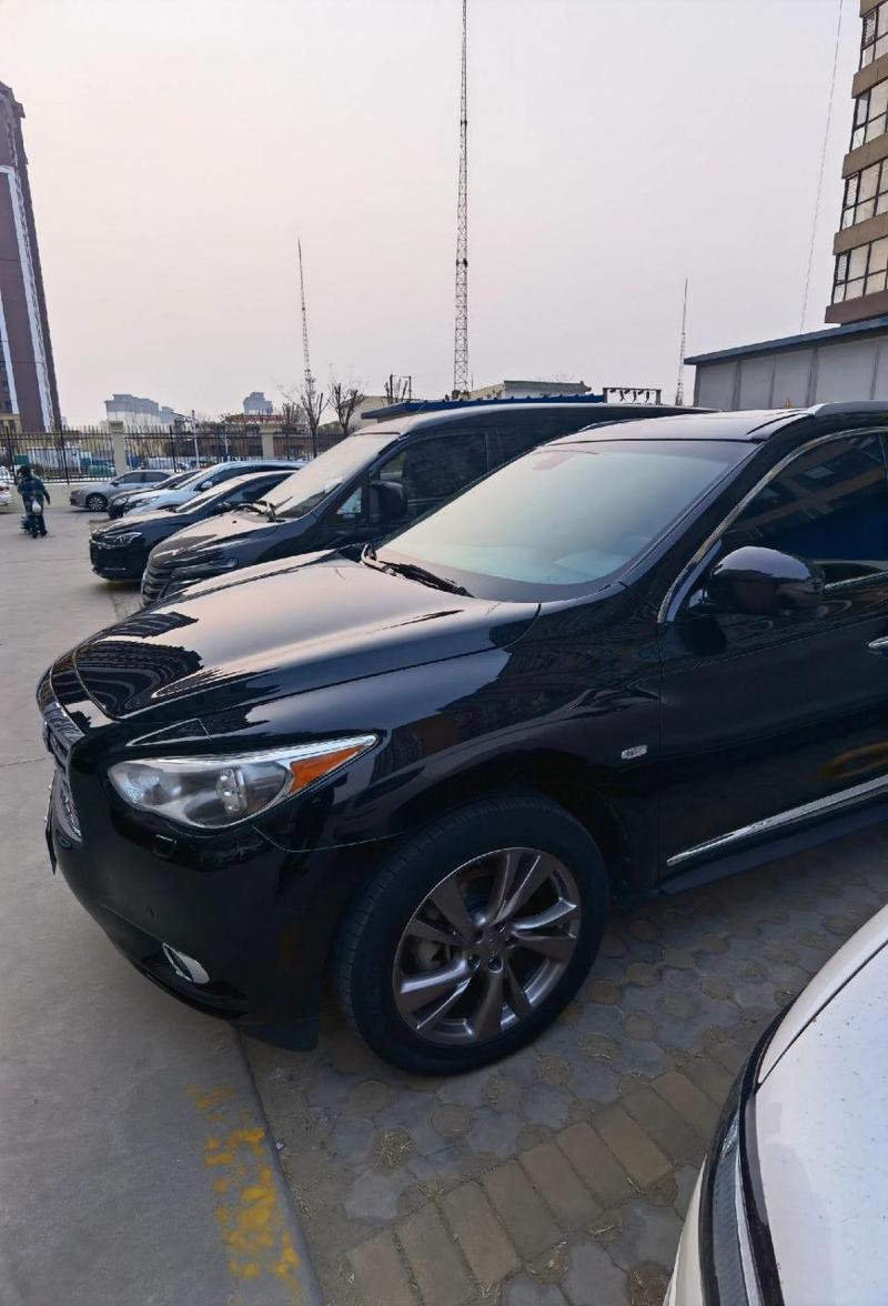 14年英菲尼迪qx60费用二手，2014年英菲尼迪q70l二手车  第1张