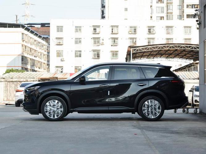 14年英菲尼迪qx60费用二手，2014年英菲尼迪q70l二手车  第2张