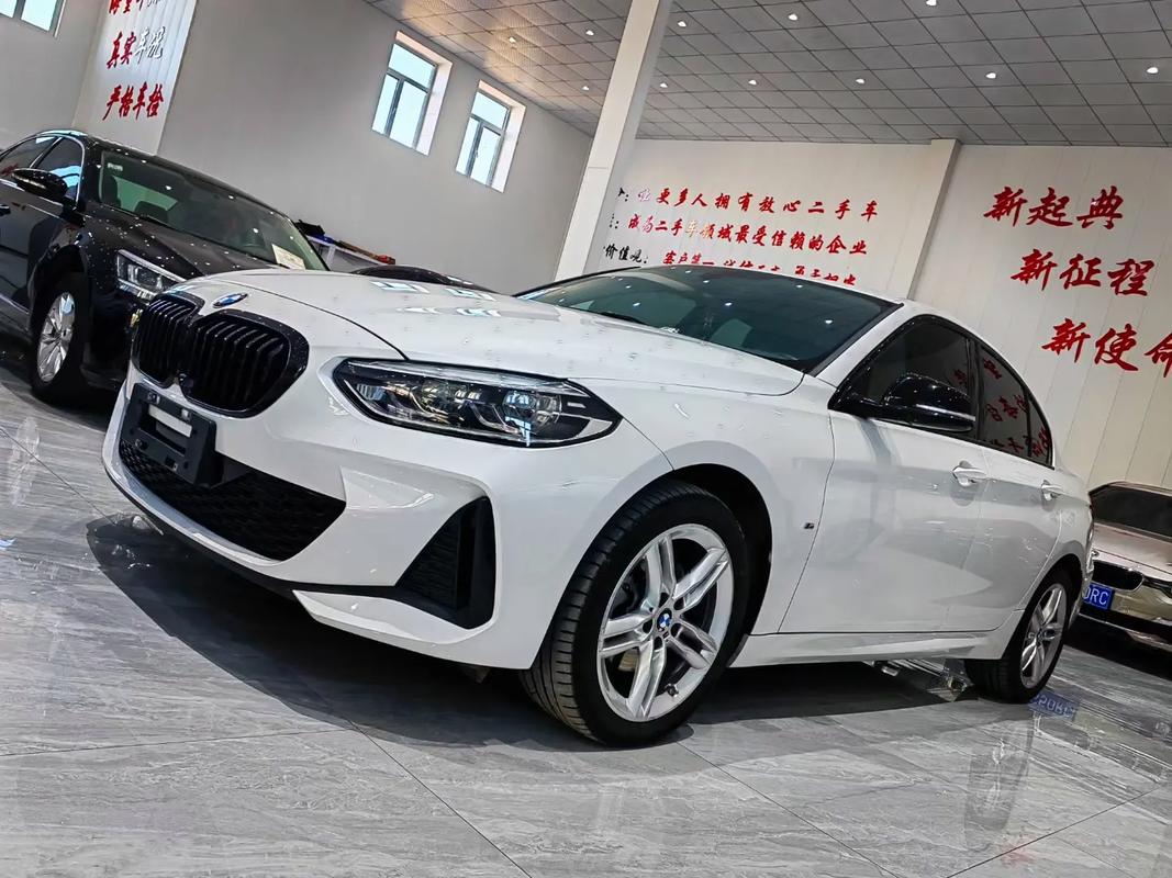 宝马320i新款费用？宝马320i新款费用敞篷？  第4张