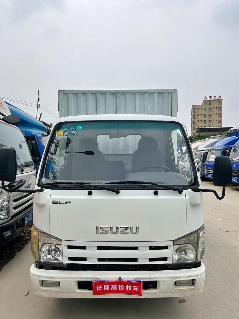 五十铃厢式货车4米2费用？五十铃4米2厢式货车报价？  第4张