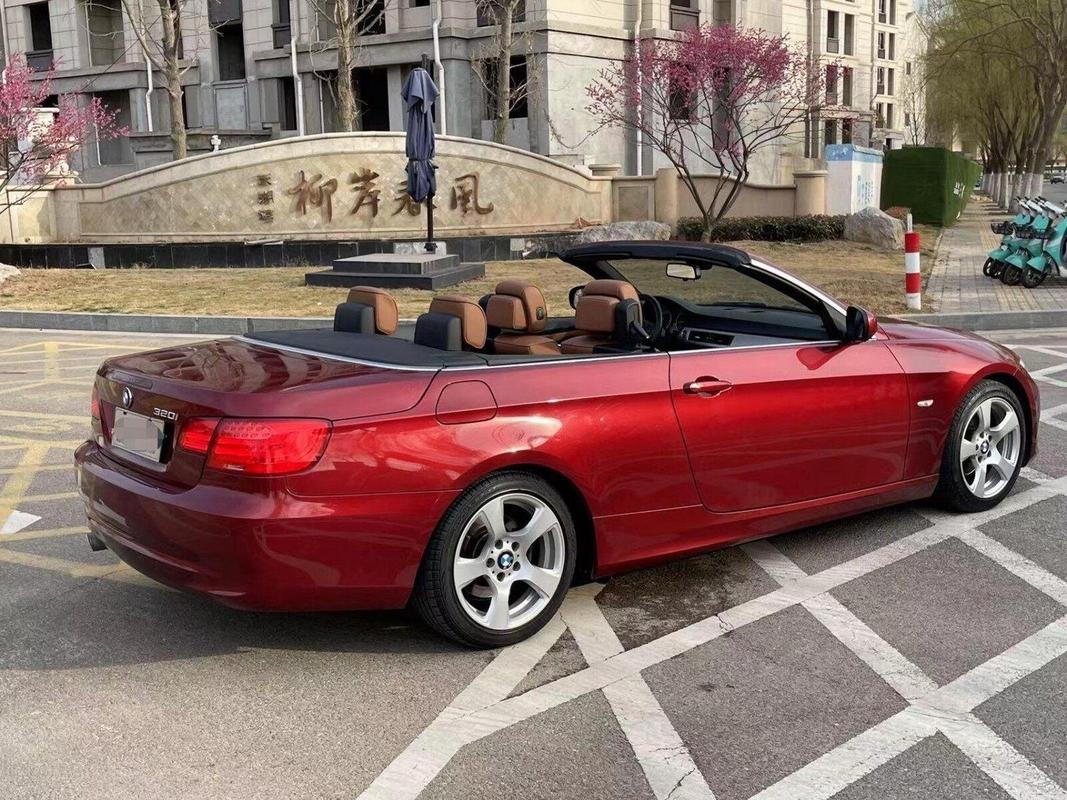 三系敞篷宝马车大概什么价位，宝马3系敞篷轿跑车？  第1张