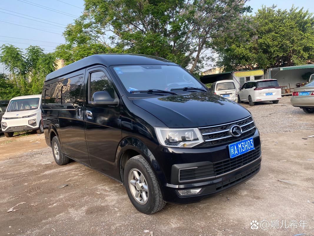 金龙凯锐参数配置，金龙凯锐m1标准型长宽高？  第1张