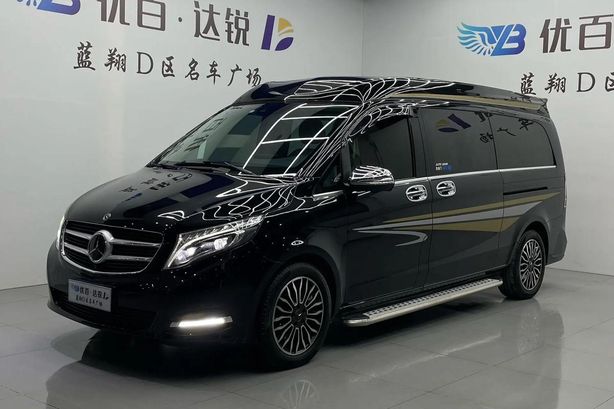 奔驰v260l费用，奔驰v260l费用表及图片  第3张