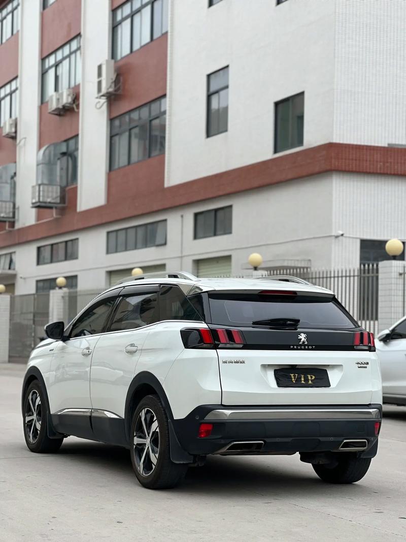 标致4008新款是什么玻璃？标致4008车身结构图？  第2张