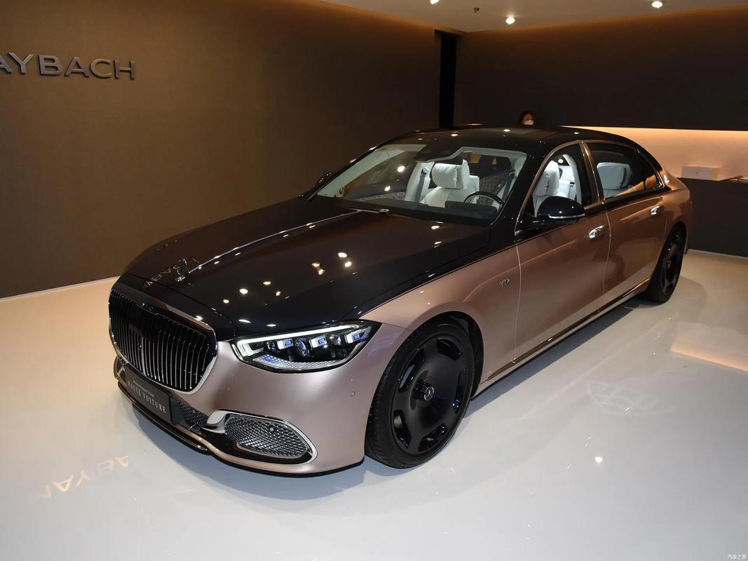 梅赛德斯奔驰s680费用？梅赛德斯奔驰s680图片？  第2张