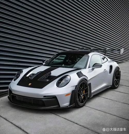 关于保时捷gt3报价一共多少钱的信息  第7张