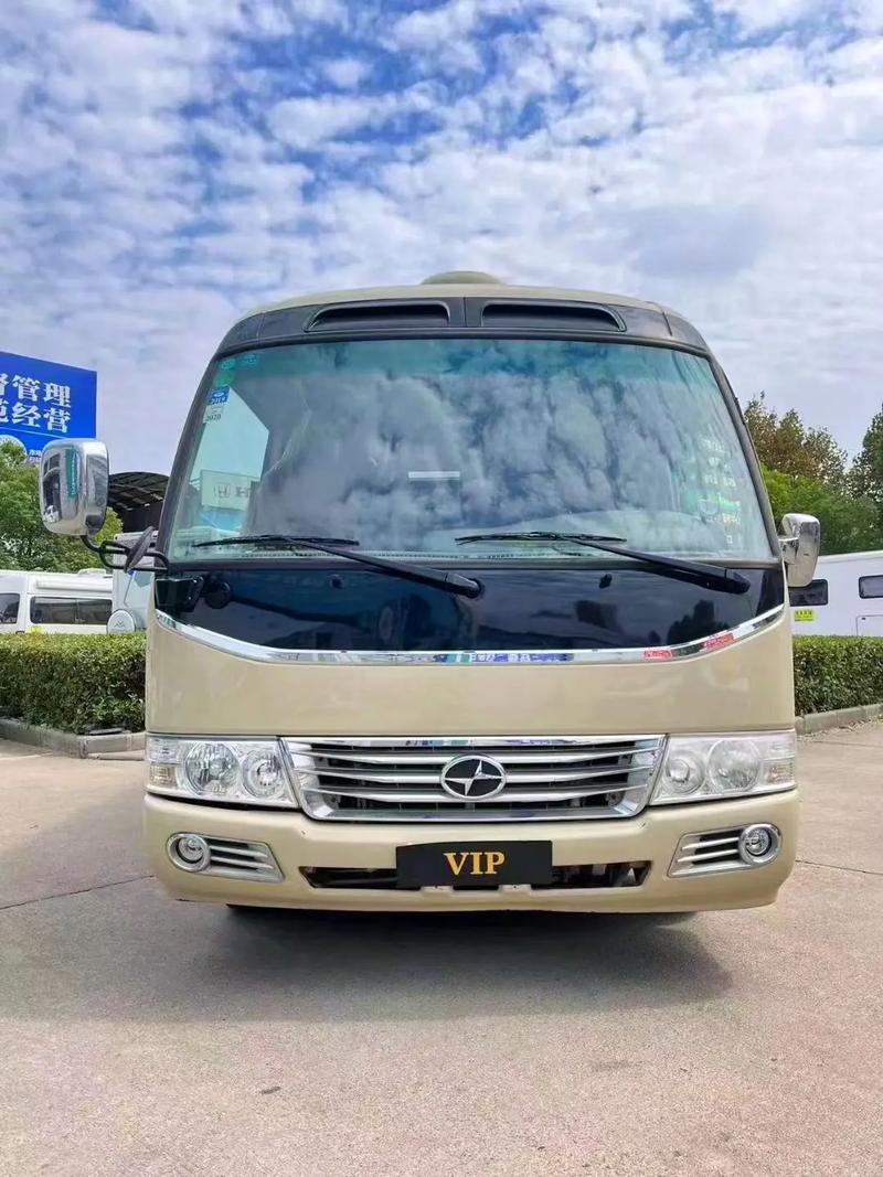 考斯特7座二手车费用，二手考斯特6座  第1张