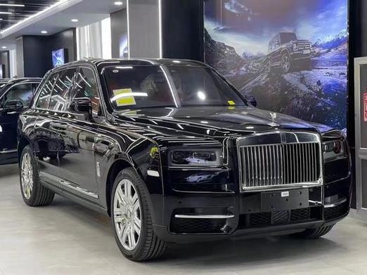 劳斯莱斯suv车型多少钱，劳斯莱斯suv2021款？  第7张