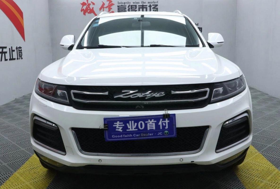 众泰t600豪华型费用？众泰t6002018款豪华版？  第2张