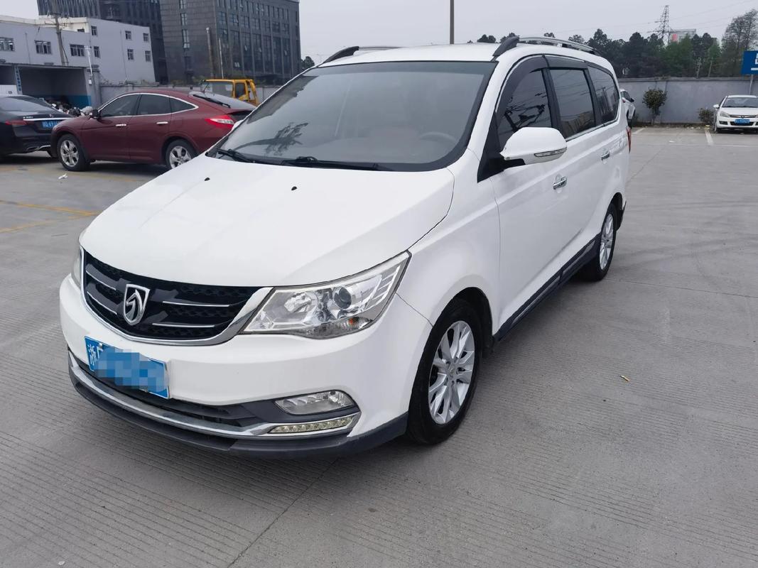东莞市二手宝骏730费用多少钱，东莞二手宝骏汽车？  第1张