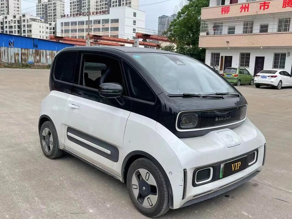 e300plus宝骏费用，e300宝骏参数  第2张