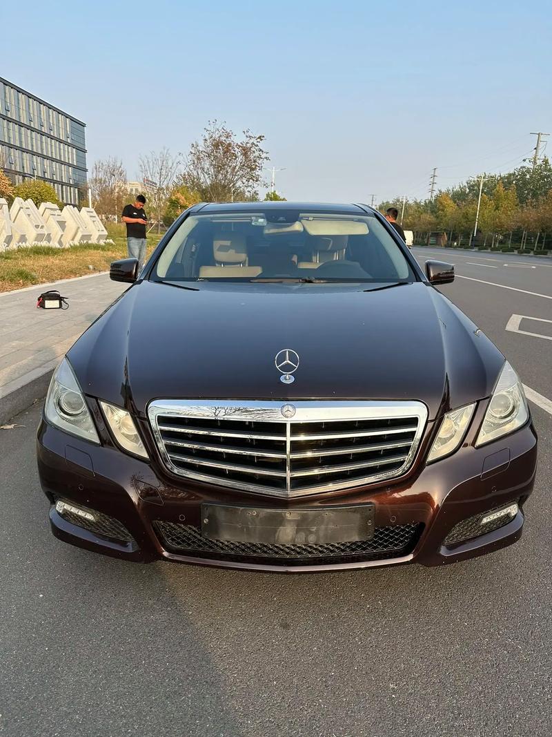 奔驰e300费用趋势，奔驰e300l市场费用  第2张