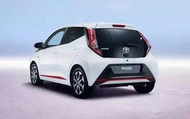 奔奔mini最低费用？奔奔mini10款口碑？  第3张