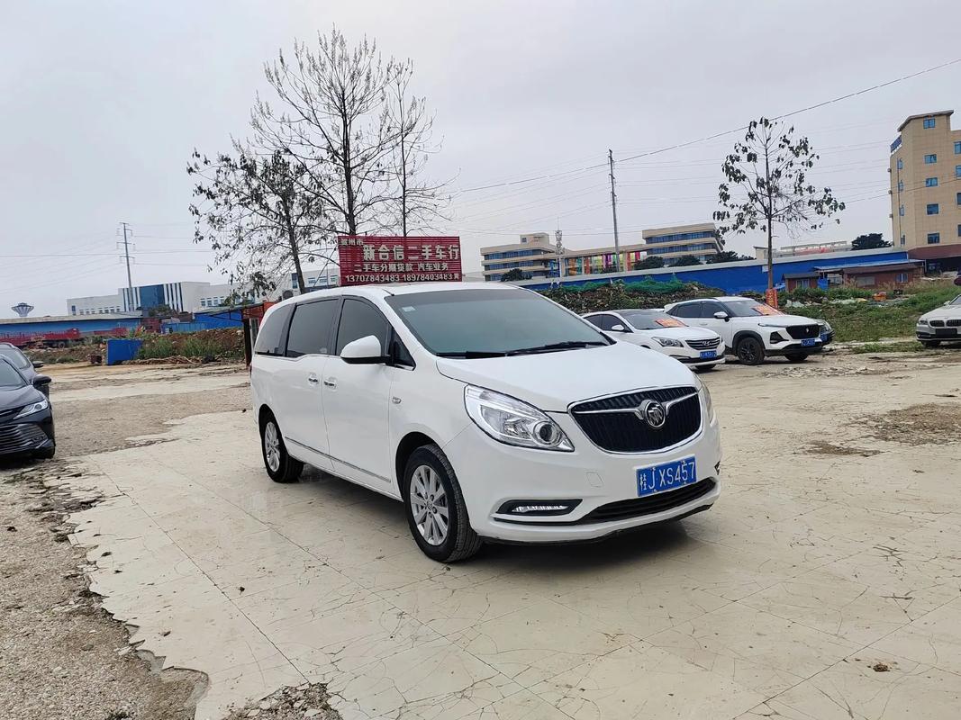 08年别克gl8值得买吗，2008别克gl8老款规格型号？  第1张