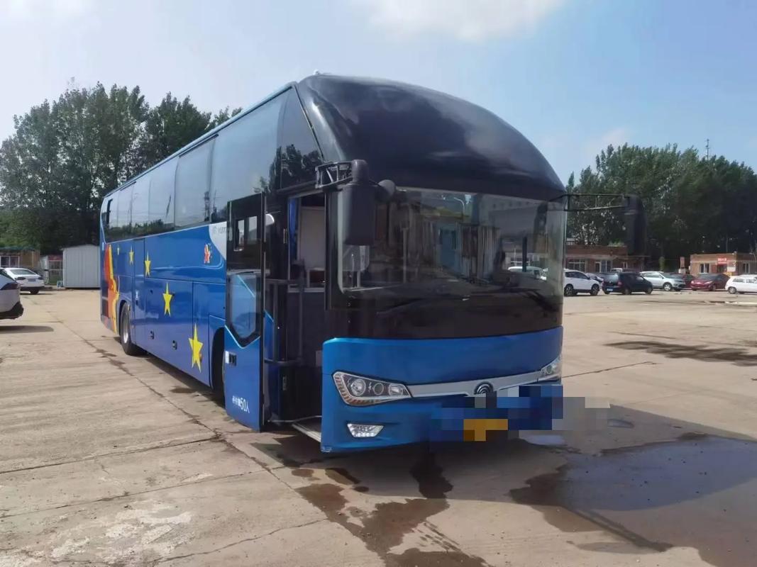 宇通客车37座费用是多少，30座宇通客车zk6798h费用表  第1张