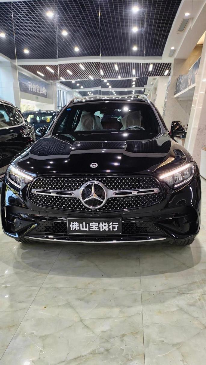 glc300l奔驰费用2023款新车，glc300奔驰最新款？  第2张