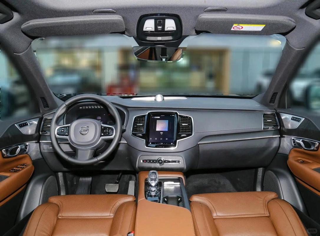2021款沃尔沃xc90费用，2021款沃尔沃xc90费用和图片？  第4张