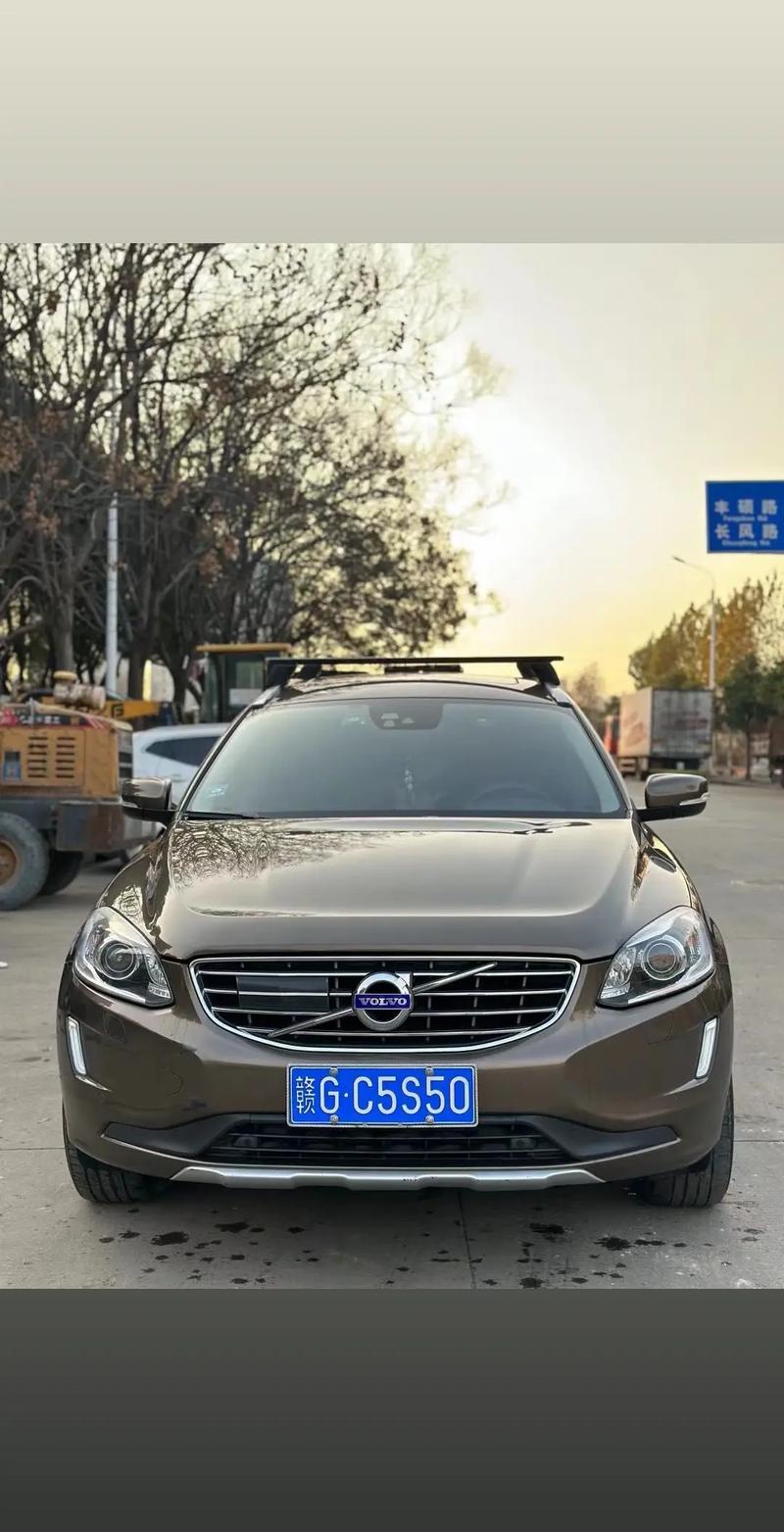 2017沃尔沃xc60二手车费用，沃尔沃xc602017款二手值多少钱  第3张