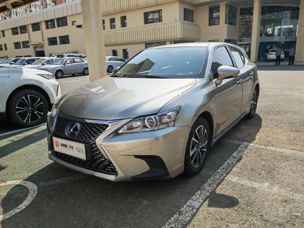 雷克萨斯ct油电混合费用，雷克萨斯油电混合车  第3张