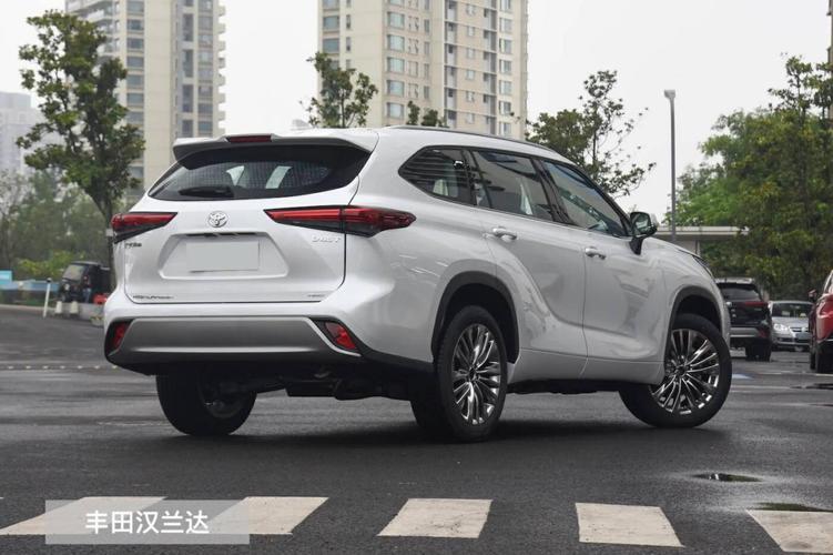 奥迪q5l和汉兰达相比哪个比较好，奥迪q5和汉兰达那个好？  第1张