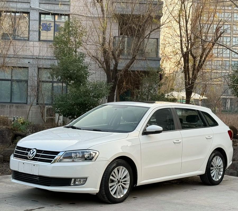 大众朗行白色是什么白？大众朗行有哪些颜色？  第3张