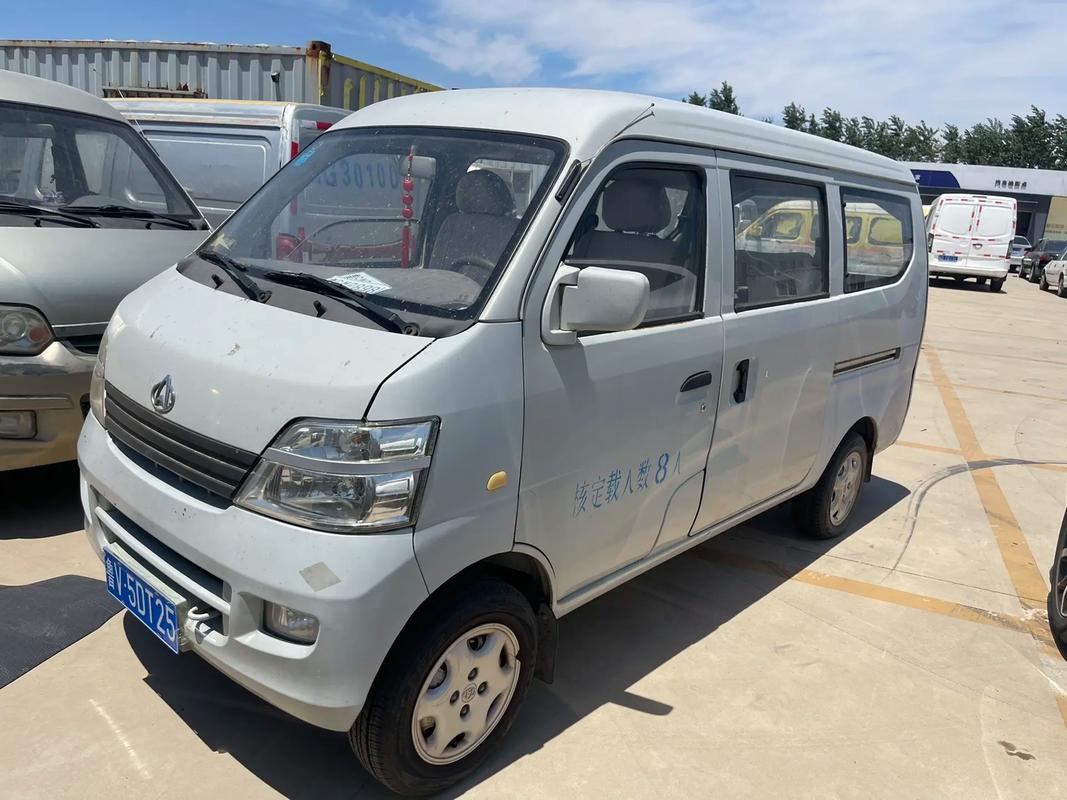 长安11座面包车费用，长安汽车面包车八座最新款  第2张