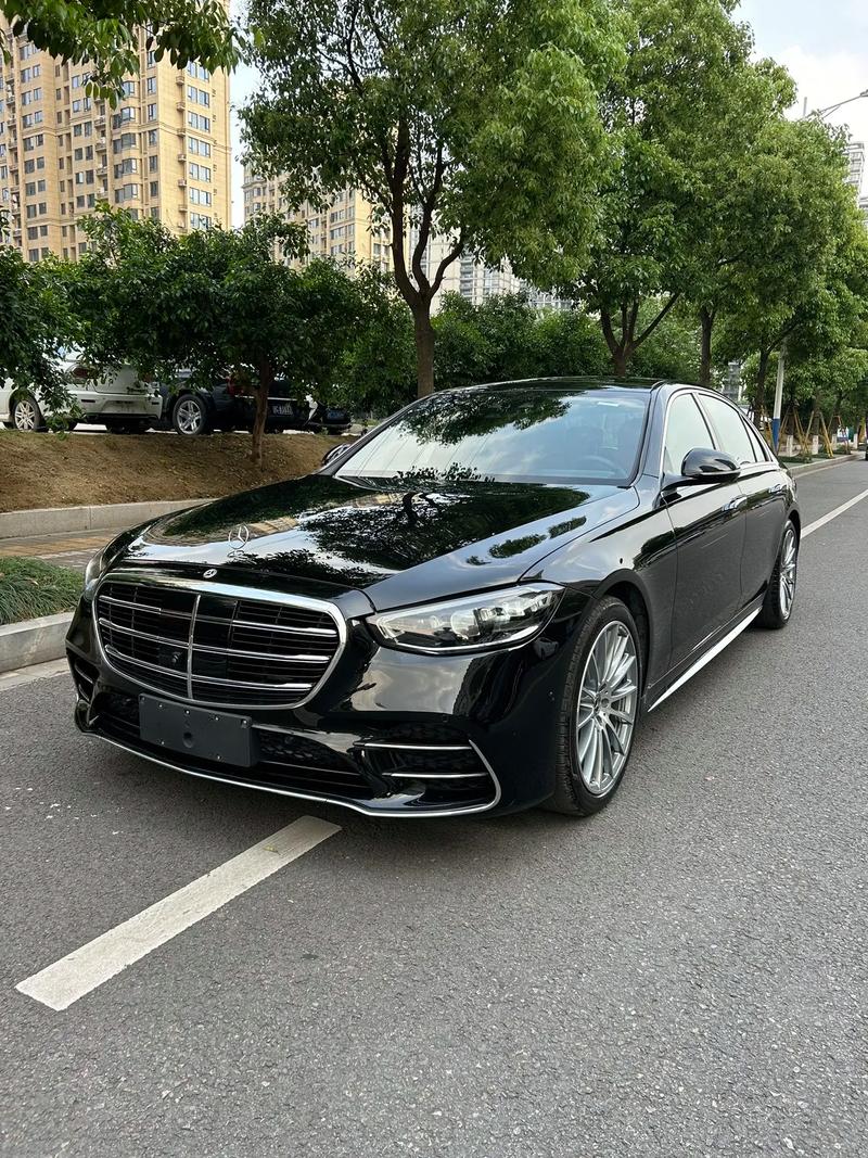 奔驰梅赛德斯费用suv，奔驰梅赛德斯费用表大全？  第2张