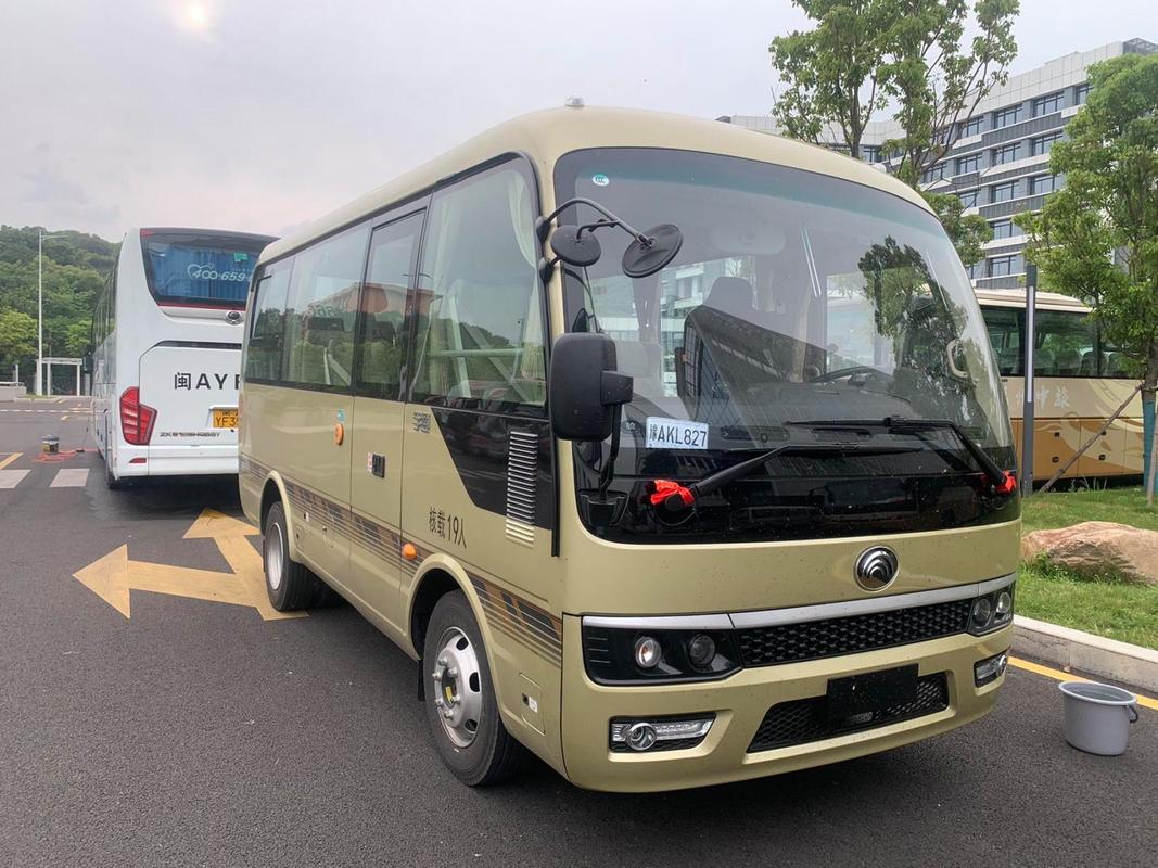 宇通中巴车19座多少钱？19座客车一览表？  第1张