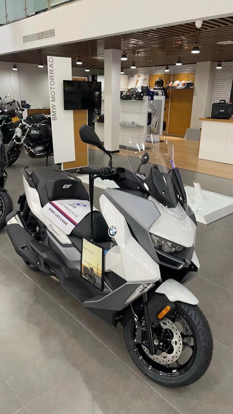 宝马r1200gs二手费用？宝马r1200多少钱一辆？  第6张