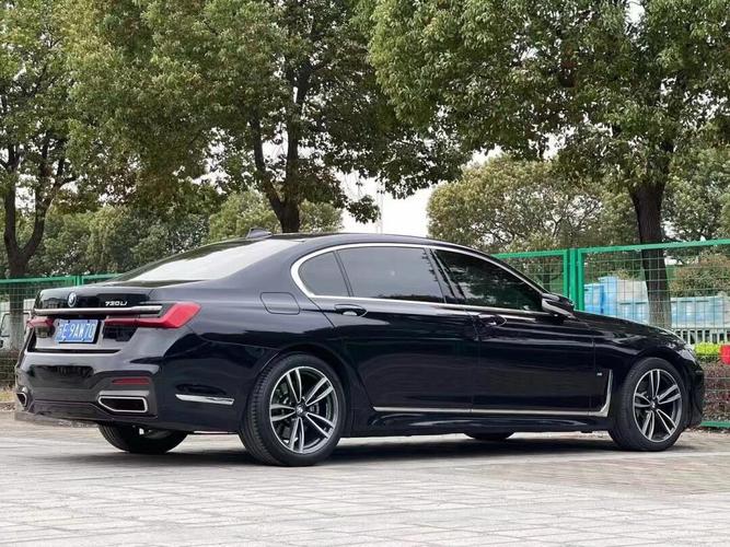 宝马750为什么比740贵那么多，宝马750好还是740好  第1张