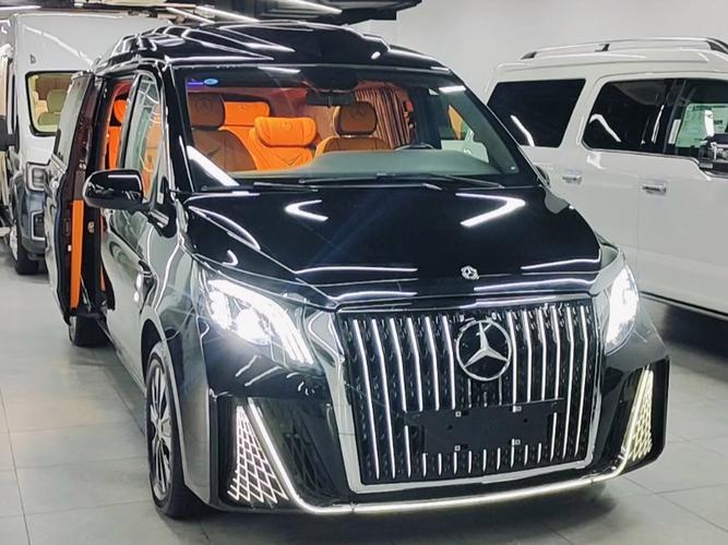 奔驰迈巴赫vs900商务费用，2020款奔驰迈巴赫vs980l商务车？  第2张