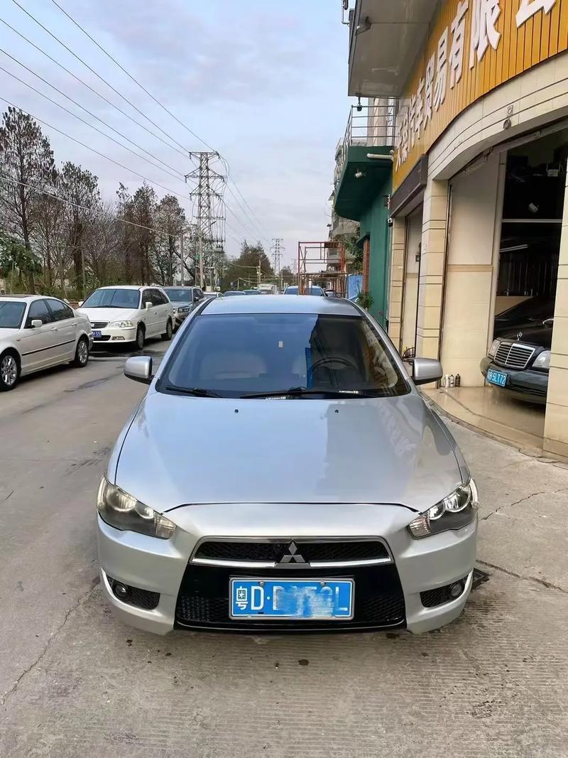 三菱翼神手动挡怎么样？三菱翼神是手动挡还是自动挡？  第2张