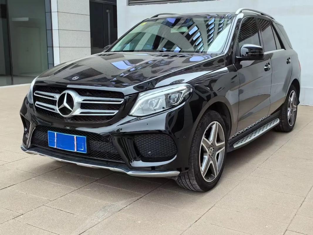 gle400奔驰费用2017款？gle400奔驰最新报价2018款？  第1张