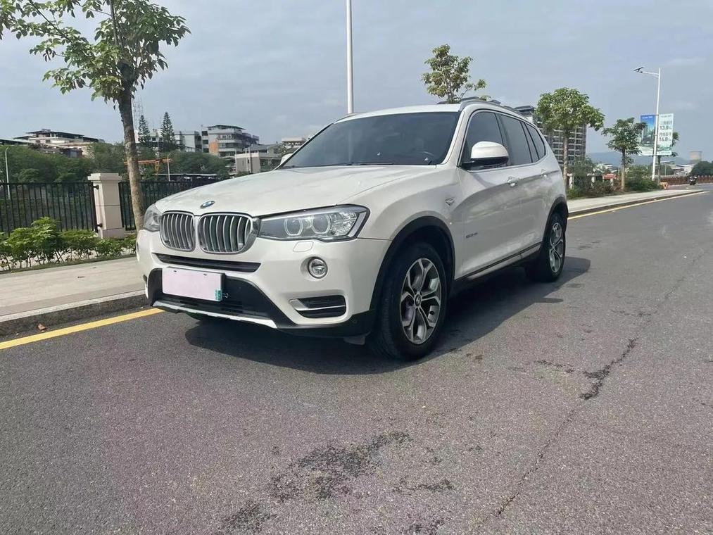 宝马x32015款二手费用？2015宝马x3二手车报价及图片？  第2张