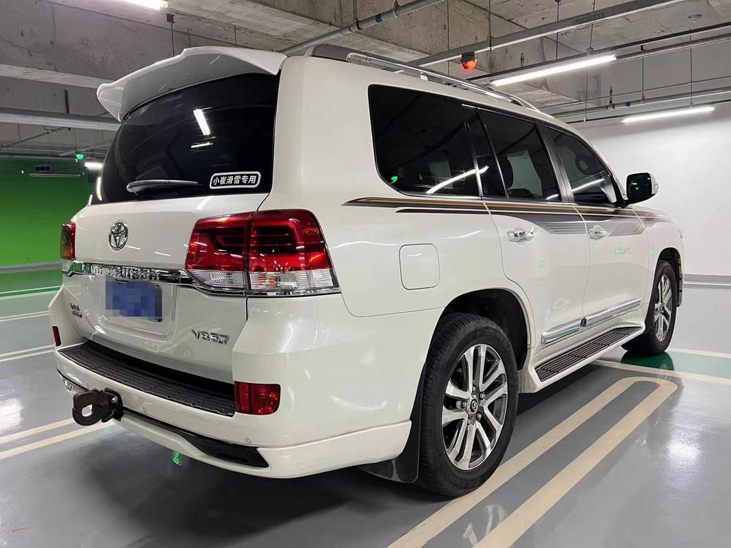 丰田霸道车4700费用多少，丰田霸道4700图片？  第4张