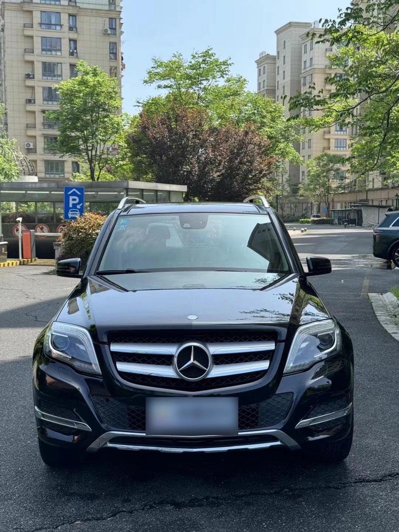 奔驰glk级进口多少钱？奔驰glk300 进口？  第2张